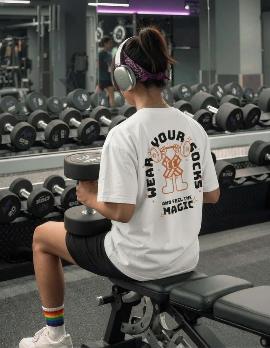 Feel the Magic - Oversized Tee